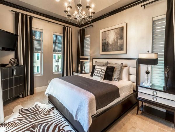 Four Bedroom Luxury Vacation Home in Destin Full Gulf Views