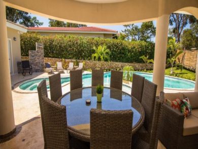 Outdoor Dining Area