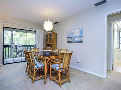 Three Bedroom Vacation Home Sleeps 8 Short Walk to Beach