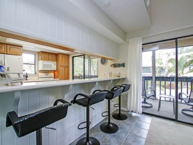 Three Bedroom Vacation Home Sleeps 8 Short Walk to Beach