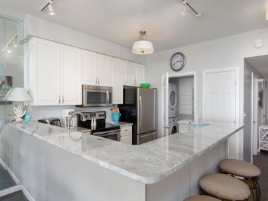 Breakfast Counter with Seating