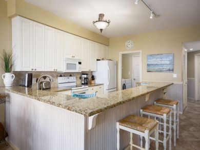 Breakfast Counter with Seating Breakfast Counter with Seating