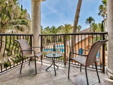 Outdoor Table & Chairs