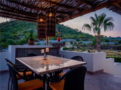 Los Cabos 3 Bedroom Luxury Vacation Villa with Ocean View