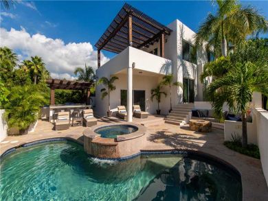 Three Bedroom Rental Villa with Private Pool in Los Cabos