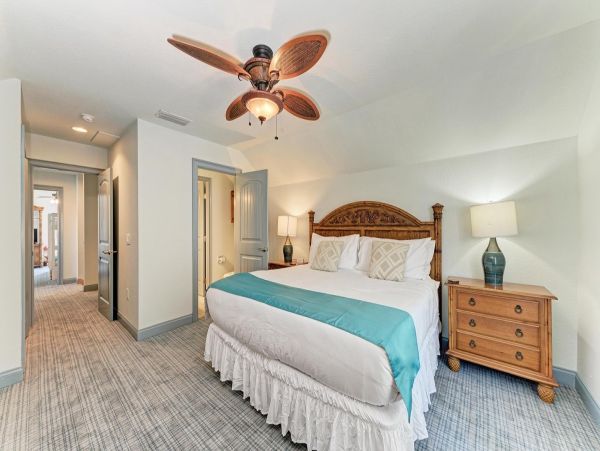 Anna Maria Island Luxury 4 Bedroom Vacation Home Sleeps 8