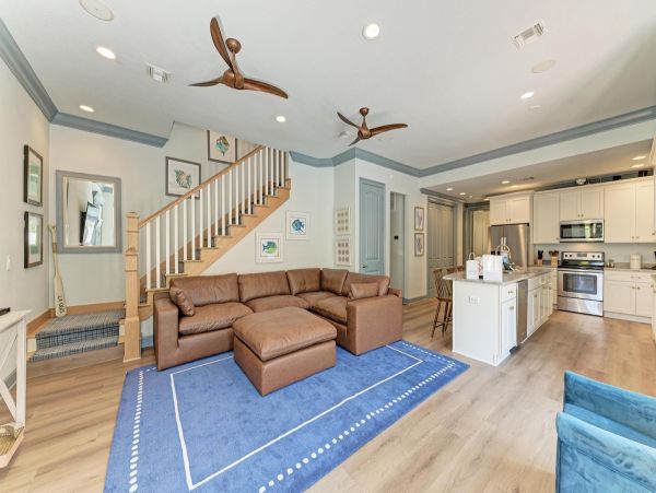 Anna Maria Island Luxury 4 Bedroom Vacation Home Sleeps 8
