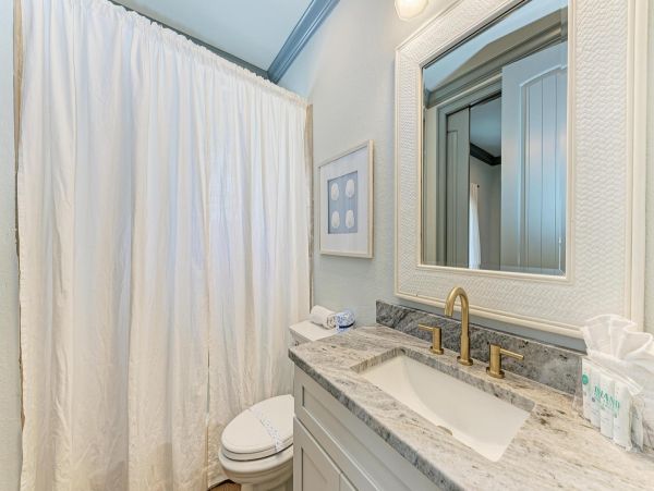 Anna Maria Island Luxury 4 Bedroom Vacation Home Sleeps 8