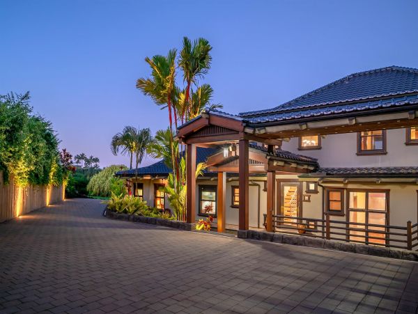 Stunning Princeville Rental: Ocean Views, Pool, & Comfort