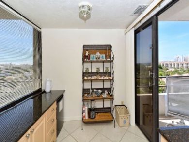 Great Value Siesta Key Two Bedroom Condo Walk to Beach
