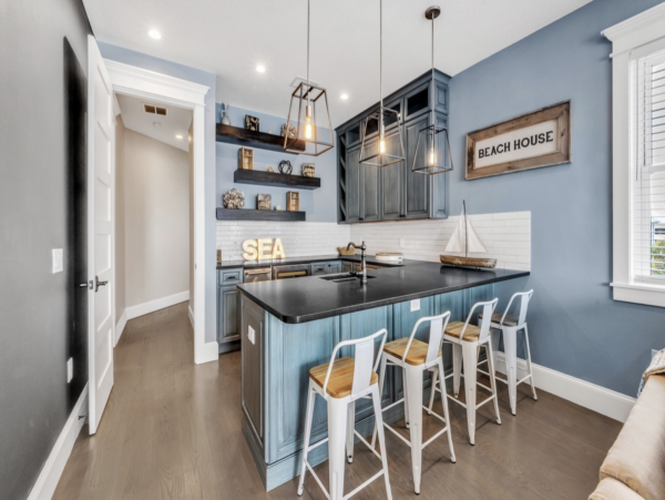 Luxury Anna Maria Vacation Bay to Beach Home Sleep 11