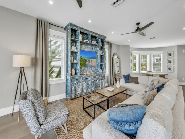 Luxury Anna Maria Vacation Bay to Beach Home Sleep 11