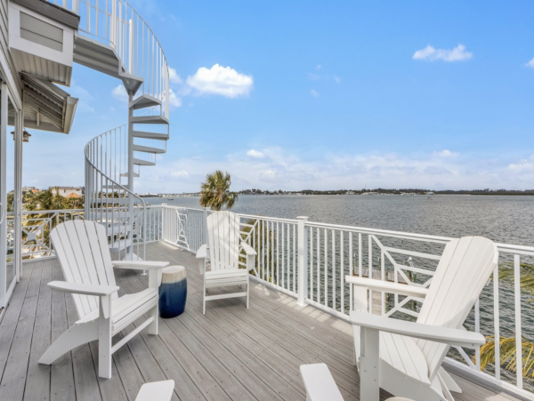 Luxury Anna Maria Vacation Bay to Beach Home Sleep 11