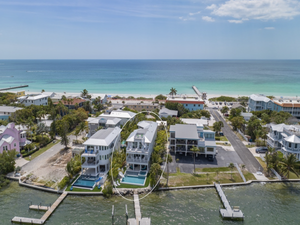 Luxury Anna Maria Vacation Bay to Beach Home Sleep 11