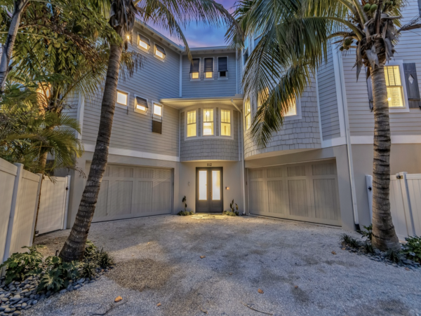Luxury Anna Maria Vacation Bay to Beach Home Sleep 11
