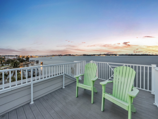 Luxury Anna Maria Vacation Bay to Beach Home Sleep 11