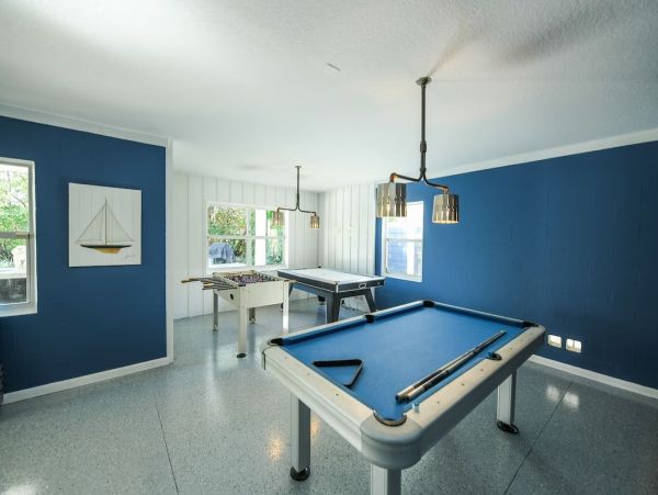 Anna Maria Five Bedroom Vacation Home Private Pool Sleeps 14