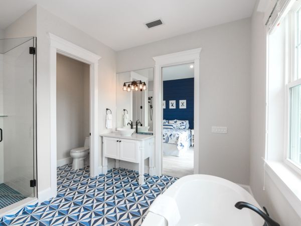 Four Bedroom Plus Den Vacation Rental Home with Private Pool
