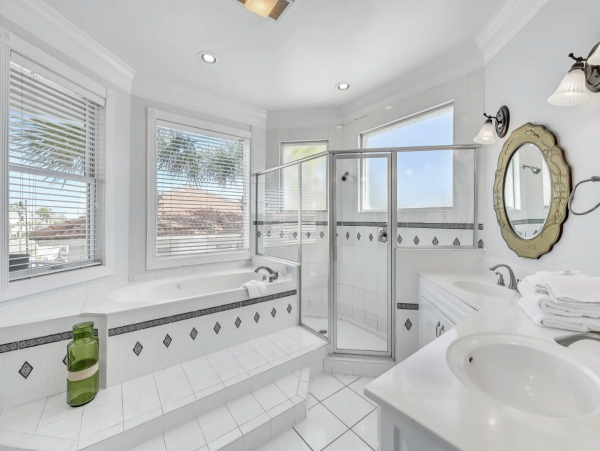 Luxury Seven Bedroom Beach Villa with Private Pool Sleeps 25