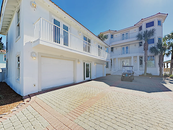 Luxury Seven Bedroom Beach Villa with Private Pool Sleeps 25