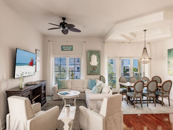 Four Bedroom Vacation Rental Sleeps 8 Communal Pool