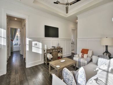 Destin Five Bedroom Vacation Home Sleeps 13 Guests