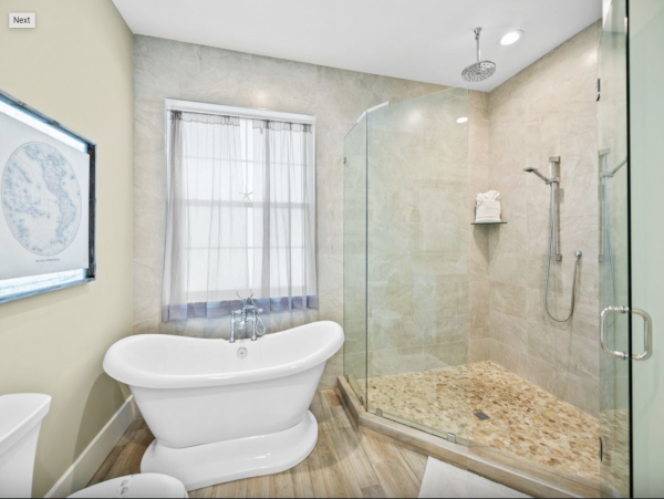 Newly Constructed Home Only 2 Blocks from the Beach!