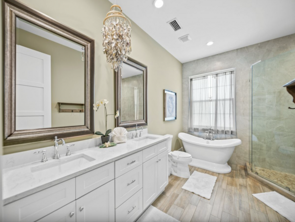 Newly Constructed Home Only 2 Blocks from the Beach!