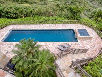 Four Bedroom Vacation Home with Private Pool Sleeps Eight