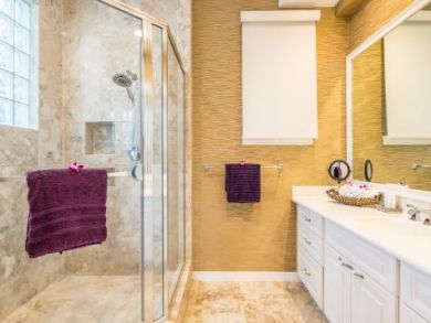 Four Bedroom Vacation Home with Private Pool Sleeps Eight