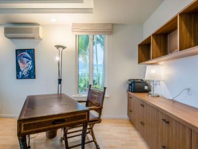 Four Bedroom Vacation Home with Private Pool Sleeps Eight