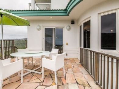 Patio with Table & Chairs