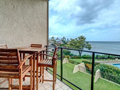Napili Two Bedroom Two Bathroom Beach Condo Sleeps 6
