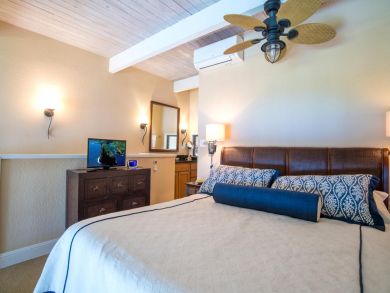 Napili Two Bedroom Two Bathroom Beach Condo Sleeps 6