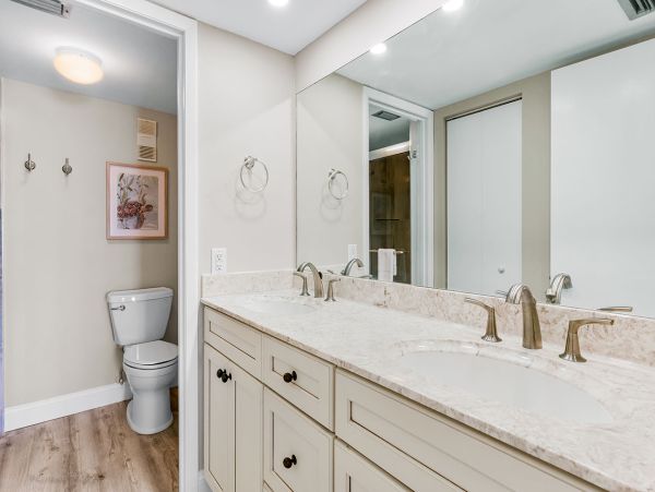 Indian Rocks Ocean Front Condo with 3-Bedrooms & Beautiful Views of the Gulf