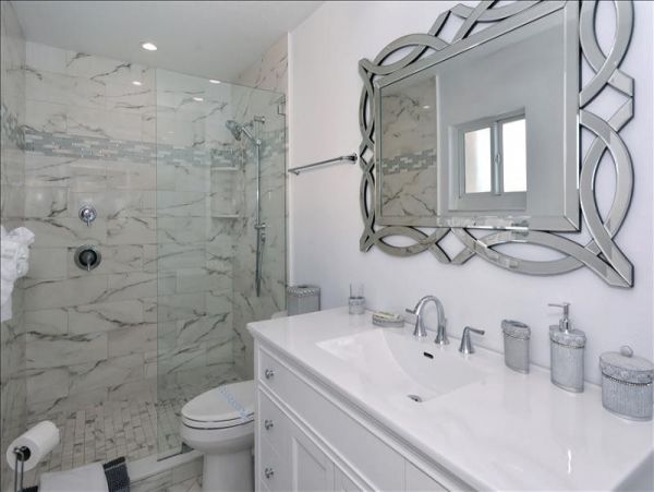 Siesta Key 2 bedrooms across the beach