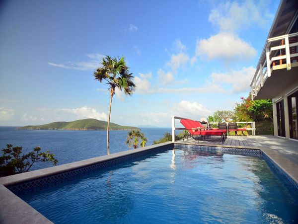 St Thomas Three Bedroom Villa Private Pool Sleeps 6