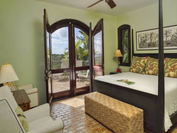 Four Bedroom Luxury St. John Vacation Villa Sleeps 10
