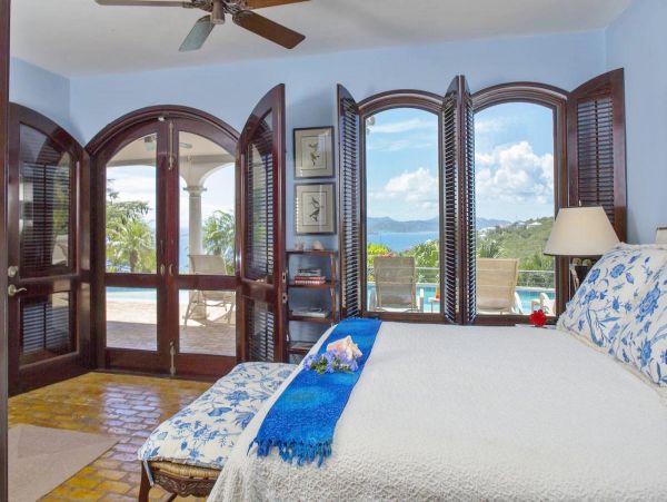 Four Bedroom Luxury St. John Vacation Villa Sleeps 10