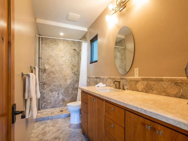 Luxury Estate with Eleven Well Appointed Bedrooms