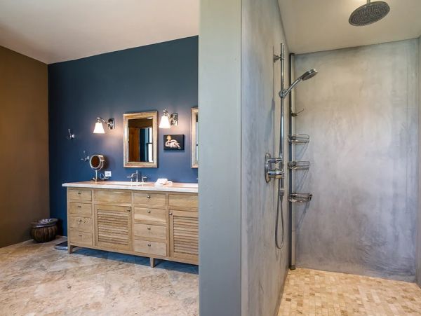 Luxury Estate with Eleven Well Appointed Bedrooms