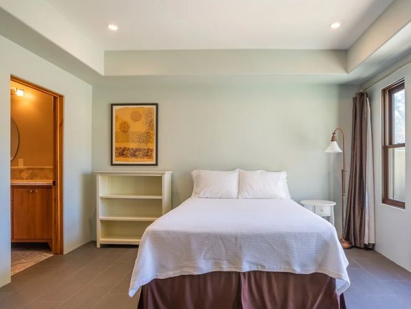 Luxury Estate with Eleven Well Appointed Bedrooms
