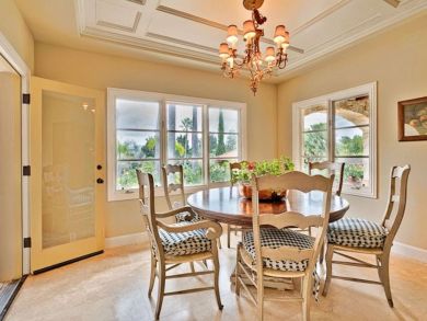Dining Table & Chairs