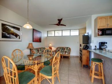 DIning Table & Chairs