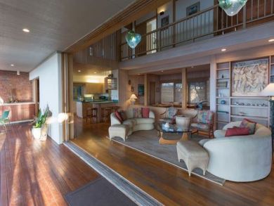 Beach Vacation Rental Three Bedrooms Seeps 7 Private Pool