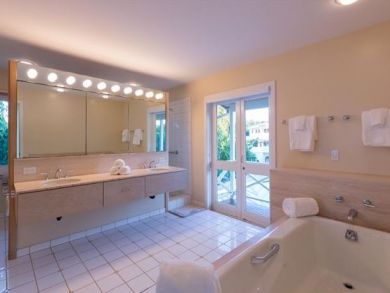 Beach Vacation Rental Three Bedrooms Seeps 7 Private Pool