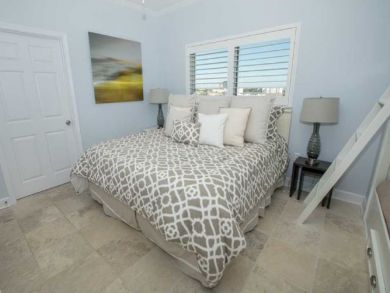 Destin Three Bedroom Sleeps Six Beach Condo