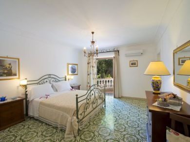 Two Bedroom Two Bathroom Positano Vacation Rental Sleeps 5