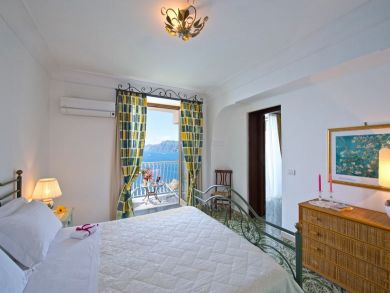 Two Bedroom Two Bathroom Positano Vacation Rental Sleeps 5