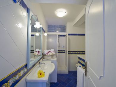 Two Bedroom Two Bathroom Positano Vacation Rental Sleeps 5